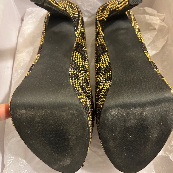 SOLD!!! Steve Madden Leopard Bling Platform Heel (US 8.5) - Picture 7 of 9